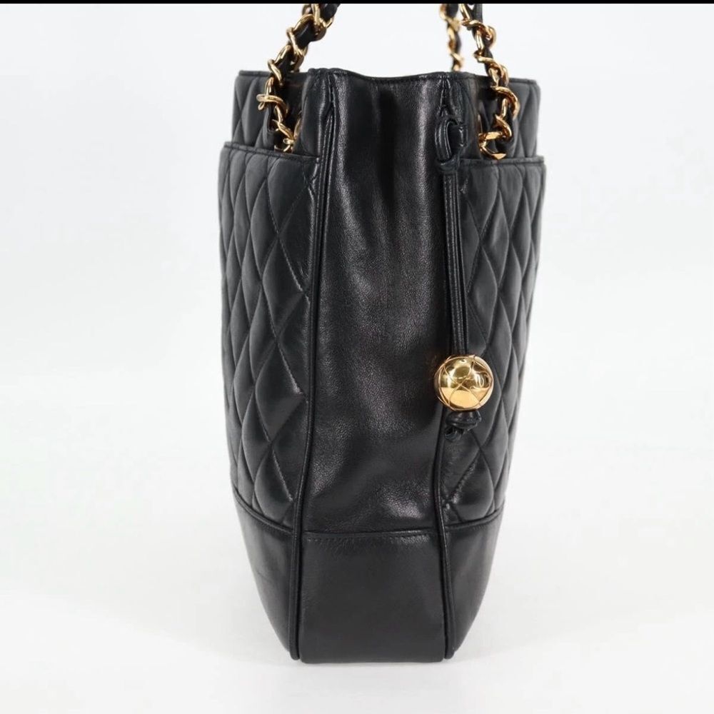 ✅AUTH✅CHANEL LAMBSKIN QUILTED BAG - Picture 4 of 16